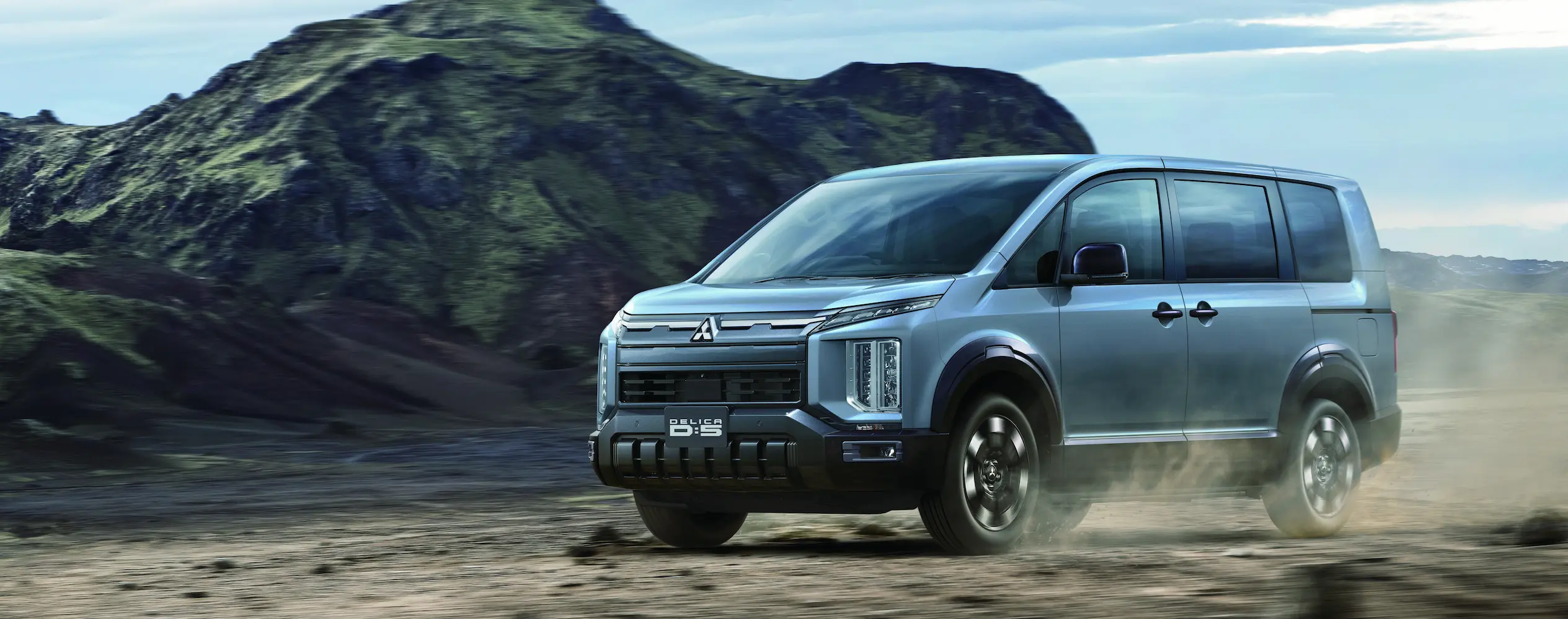 沼津・三島・富士・裾野・御殿場・伊東・伊豆の国市・熱海など静岡県東部で人気のデリカD:5 新型モデル